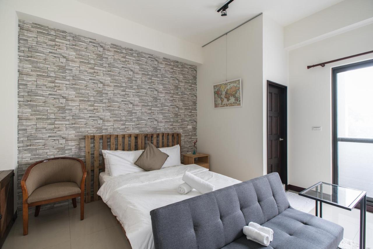 黑琵軼棧湖濱旅宿 K&B Happy Hostel Tainan Exterior foto